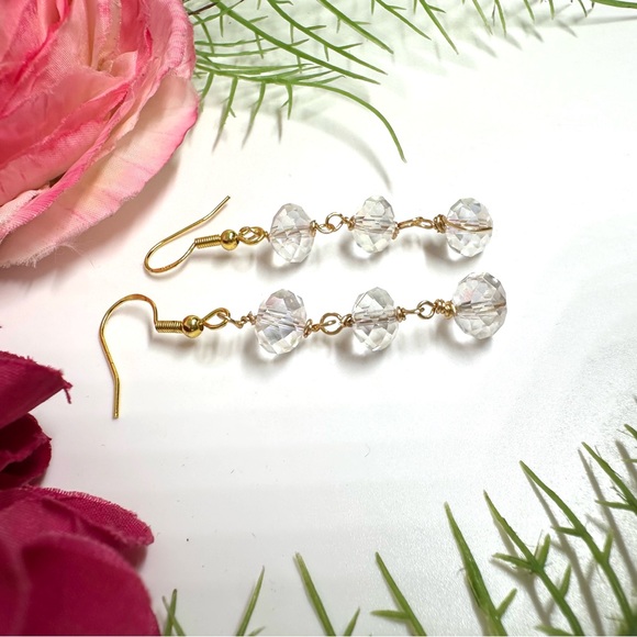 NEW⚜️Aurora Borealis Chandelier Crystal Earrings - Picture 4 of 6